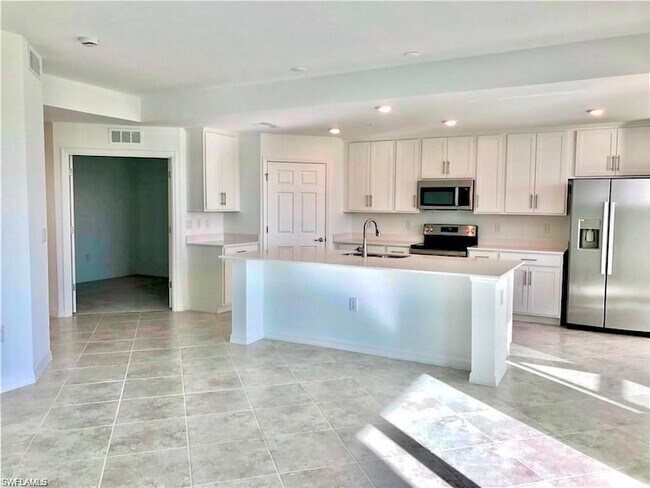 Foto del edificio - 15960 Grassland Ln