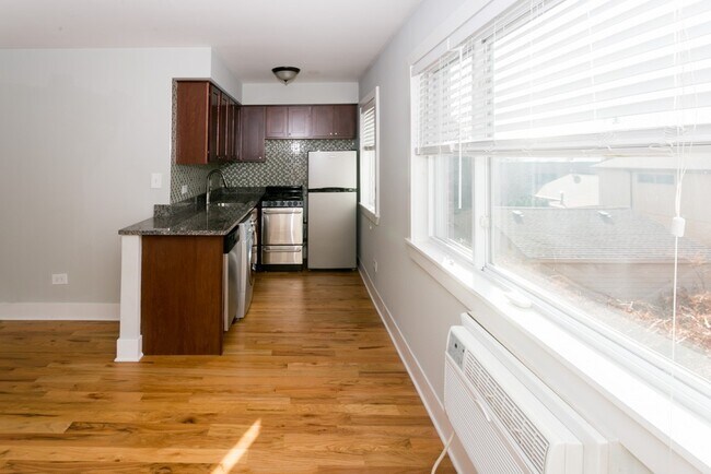 Foto del edificio - 432 Elm Pl