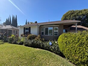 Building Photo - 1601 Gish Ave