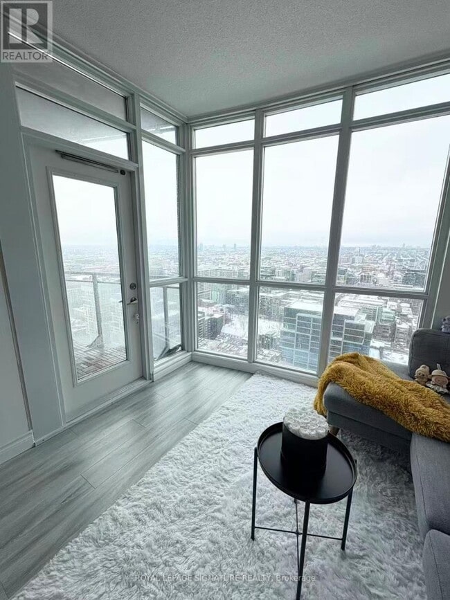 Building Photo - 21 Iceboat Terr