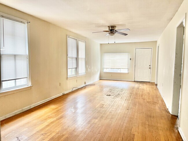 Photo - 145 Alice St House