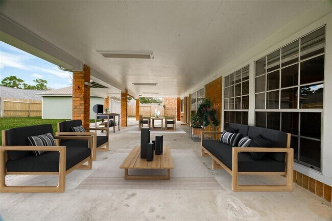 Foto del edificio - 2112 Limrick Dr