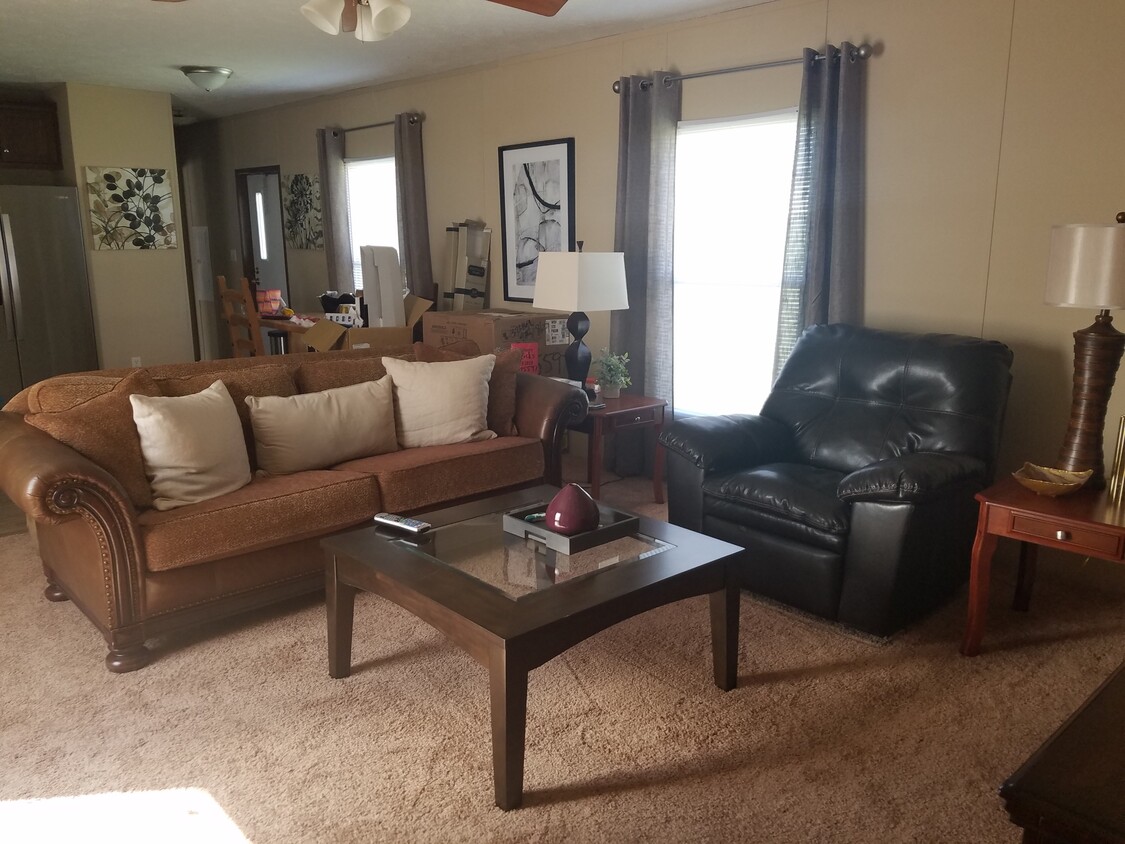 Primary Photo - 533 Lee Rd 57