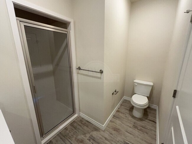 Foto del edificio - 5100 Rose Petal Ct