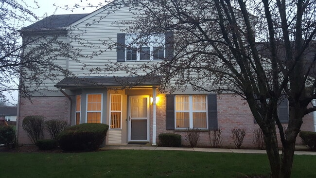 Building Photo - 314 Crystal Ridge Dr