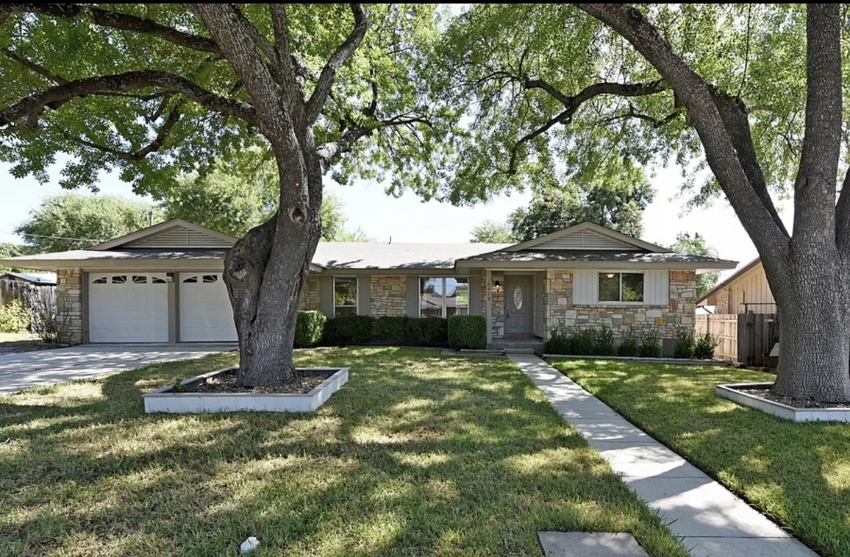 Foto principal - 10418 Rockland Dr