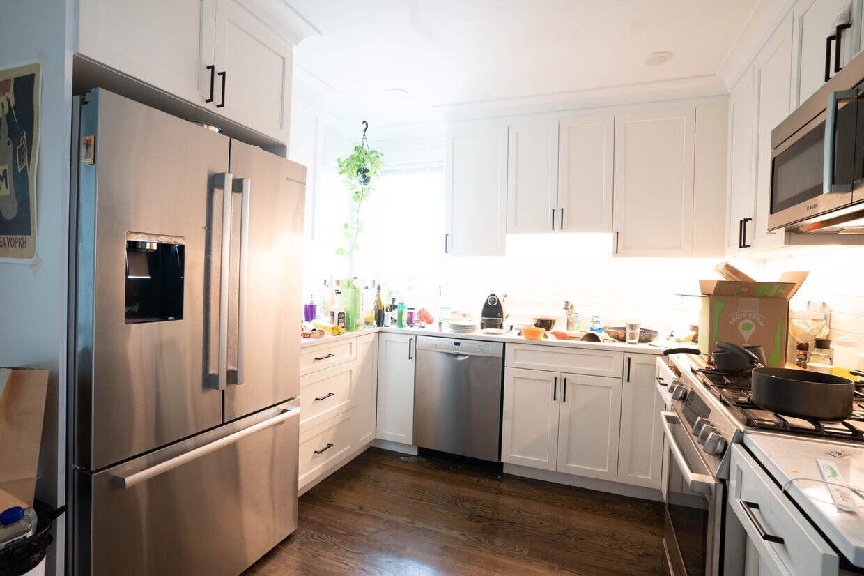 15 Pomeroy St Unit 1, Boston, MA 02134 15 Pomeroy St Boston, MA