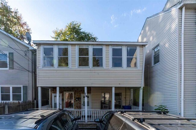 Building Photo - 79 N 1st St