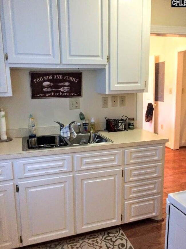 Foto del edificio - 4103 Devine St