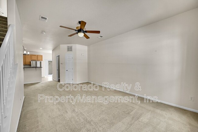 Foto del edificio - 4877 Harrier Ridge Dr