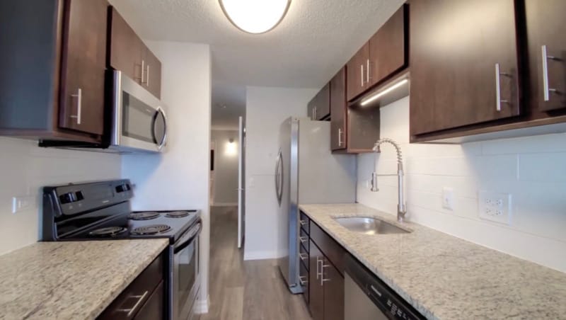 Photo - 61 W Chestnut