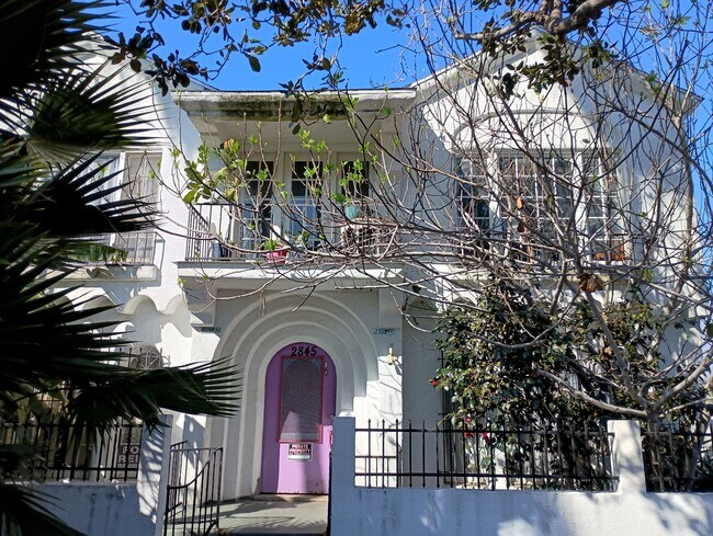 Foto del edificio - 2845 West Blvd