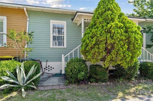 Foto del edificio - 534 E Gordon Ln
