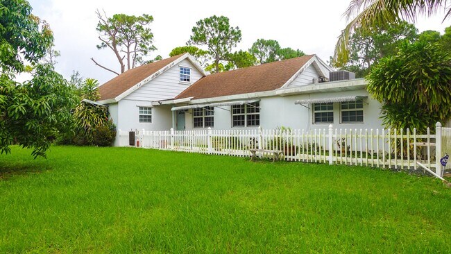 Foto del edificio - 5797 Ranches Rd