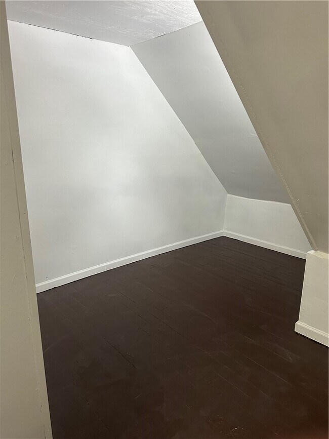 Foto del edificio - 557 Glide St