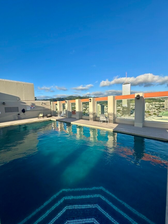 Building Photo - 475 Atkinson Dr