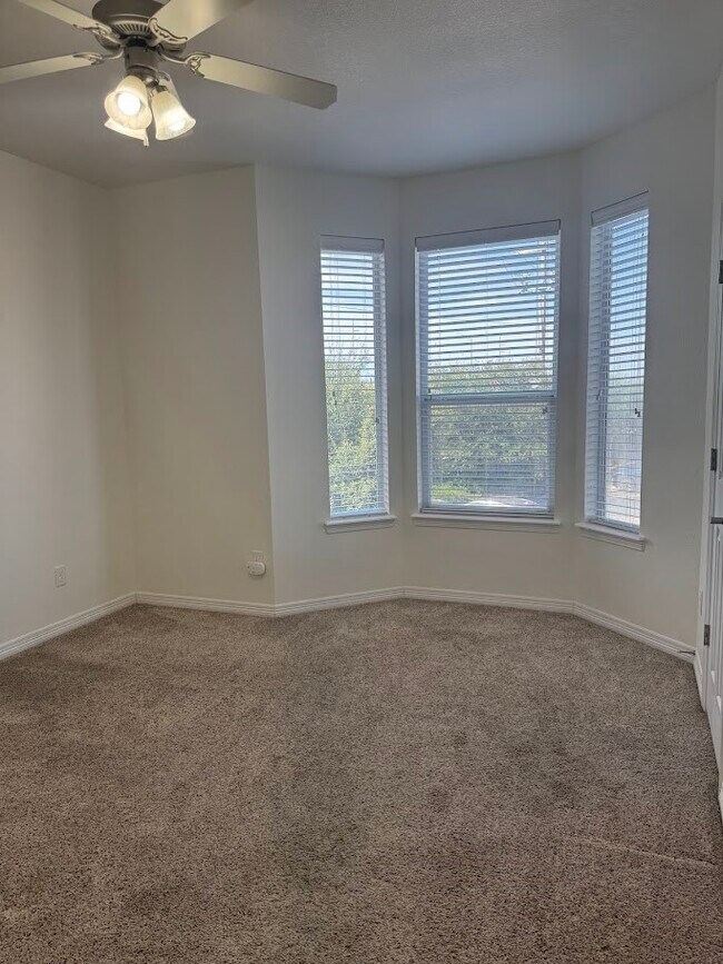 Foto del edificio - 1198 Jones-Butler Rd