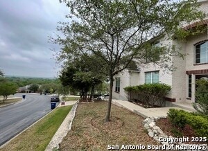 Foto del edificio - 9918 Alms Park Dr