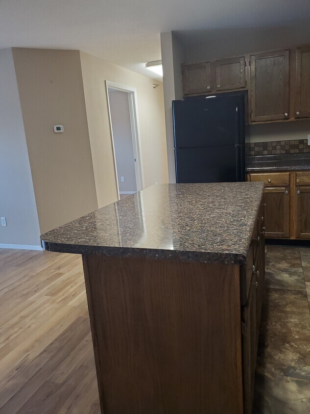 cocina - 110 Main Ave S