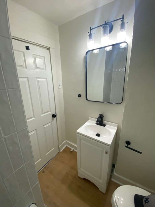 Foto del edificio - 1216 Belmont St