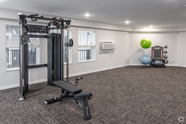 Gimnasio - Lakeland Apartments