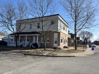 Photo principale - 904 Pierre Ave