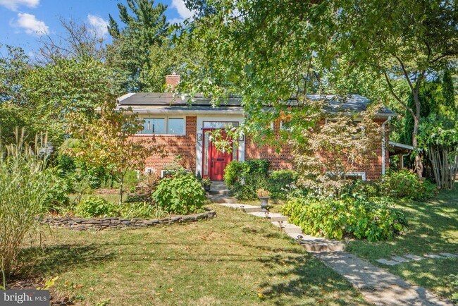 Foto del edificio - 5929 Avon Dr