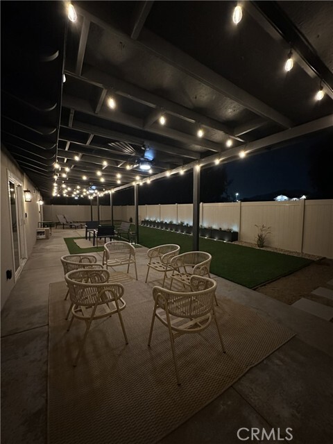 Foto del edificio - 1531 Elm Dr