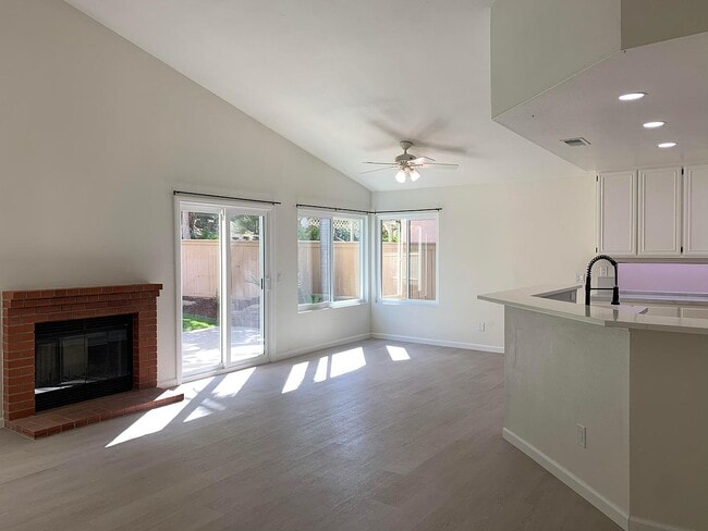 Foto del edificio - 2529 Promontory Ridge Way