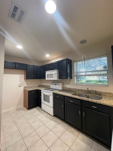 Building Photo - 110 Sawtooth Dr