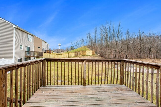 Foto del edificio - Beautiful Neighborhood with Newer Home for Lease