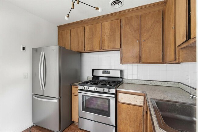 Foto del edificio - 17160 Gravier St
