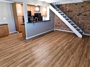Building Photo - 3593 Opal Dr