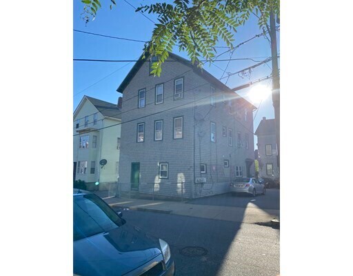 Primary Photo - 542 4th St