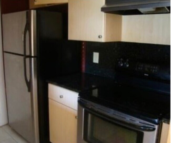 Building Photo - 401 SW 85th Ave