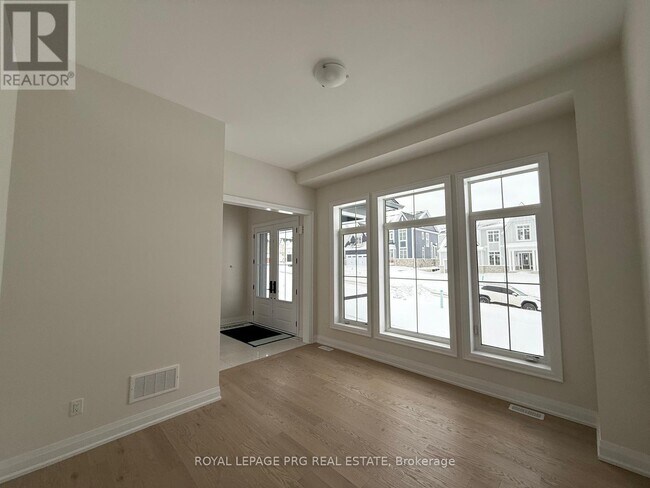 Building Photo - 12 Herbert Ave