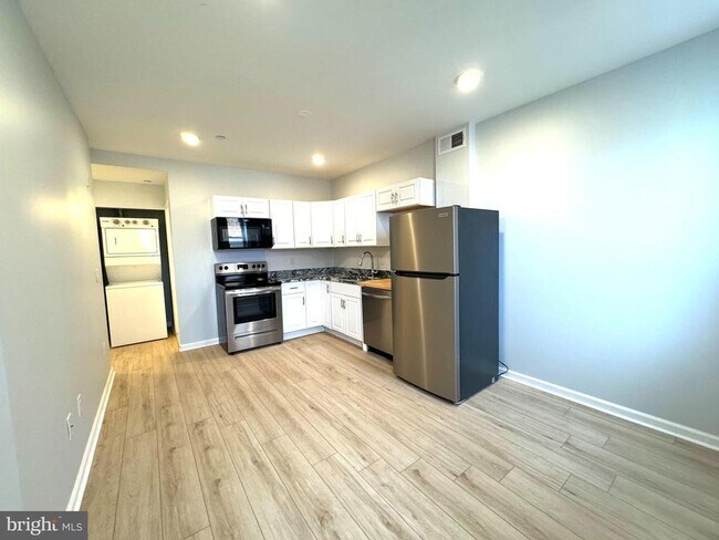 Foto del edificio - 2406 W Thompson St