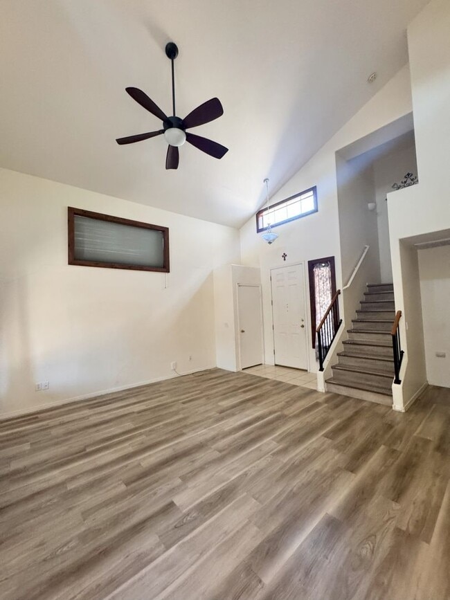 Foto del edificio - ASHLEY HEIGHTS 3 BEDROOM WITH HUGE BACKYARD
