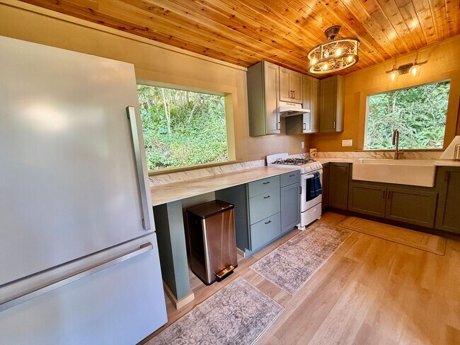 Foto del edificio - 1 Bedroom Cozy Cabin