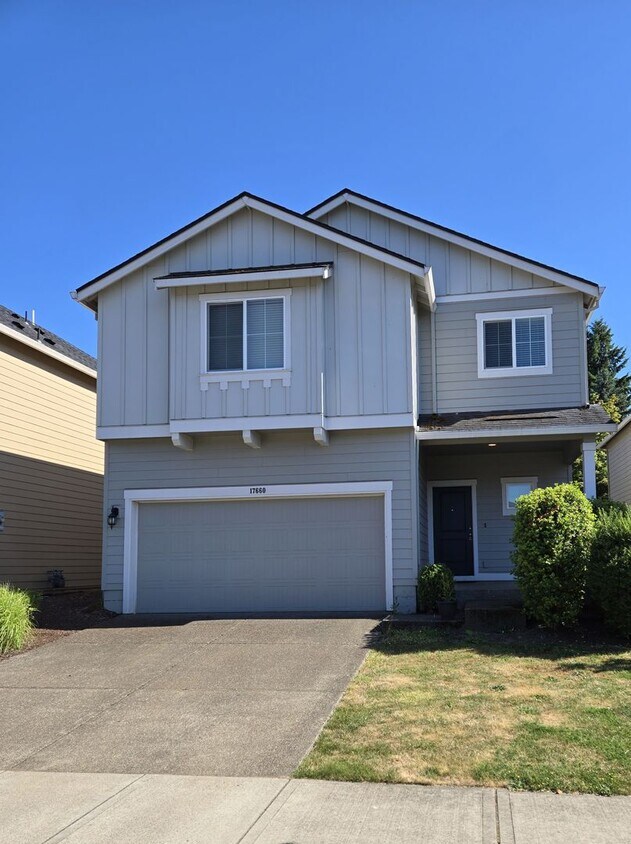 Excellent Location! Like new built 2017 -... - Excellent Location!  Like new built 2017 -...