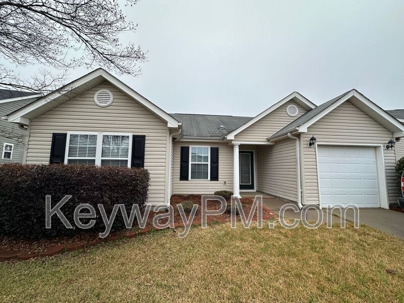 Primary Photo - 110 Fox Haven Dr