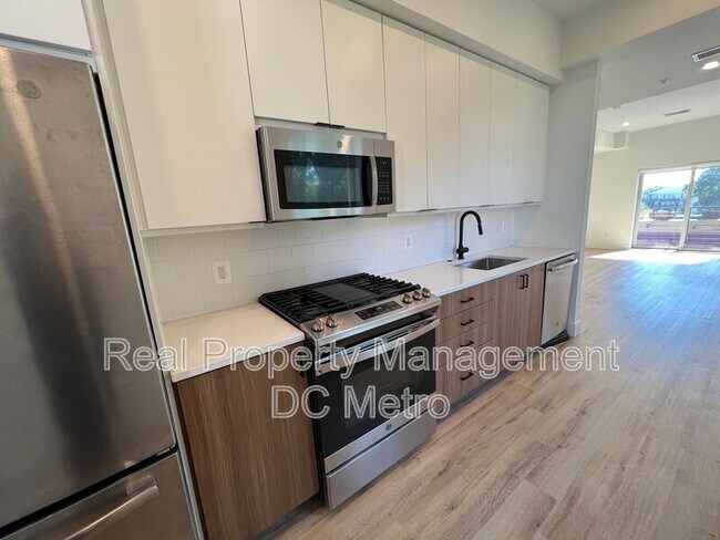 Foto del edificio - 5230 Georgia Ave NW