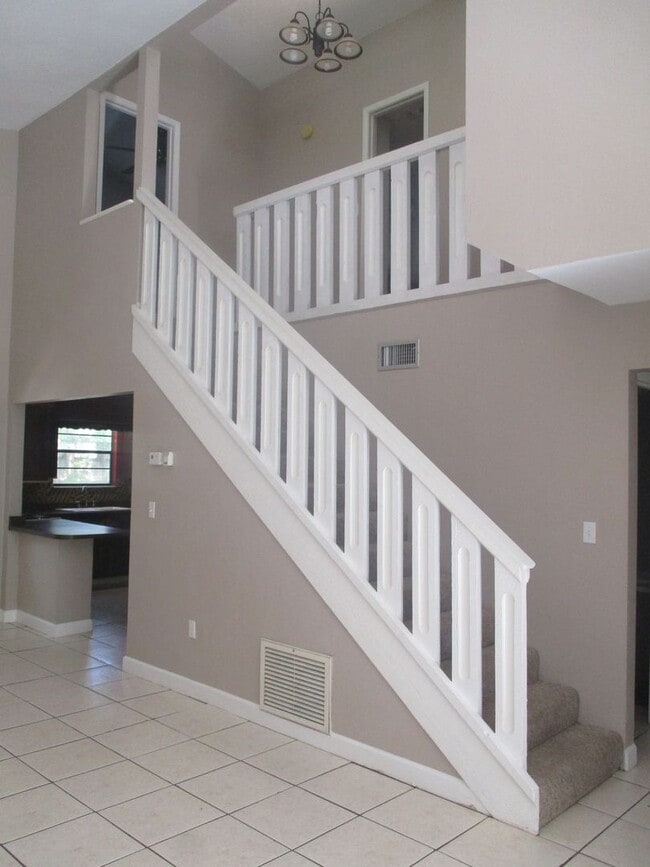 Foto del edificio - 3BR/2BA Home with Bonus/Game Room in Quiet Residential Neighborhood