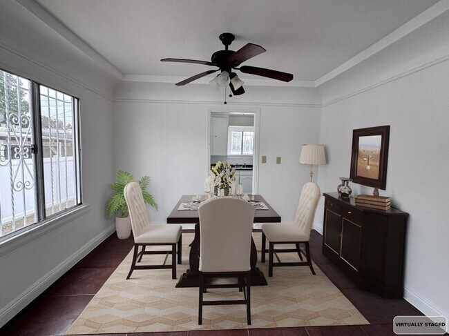 Building Photo - 540 W 107th St