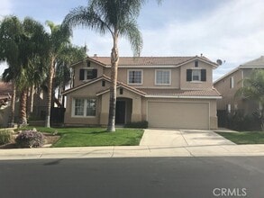 Building Photo - 3571 Hawthorne Dr
