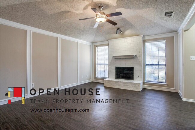 Building Photo - 3912 Missouri St Sachse