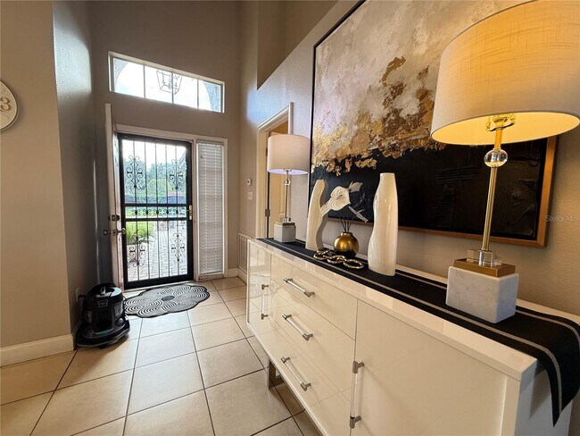 Foto del edificio - 8055 Antibes Ct