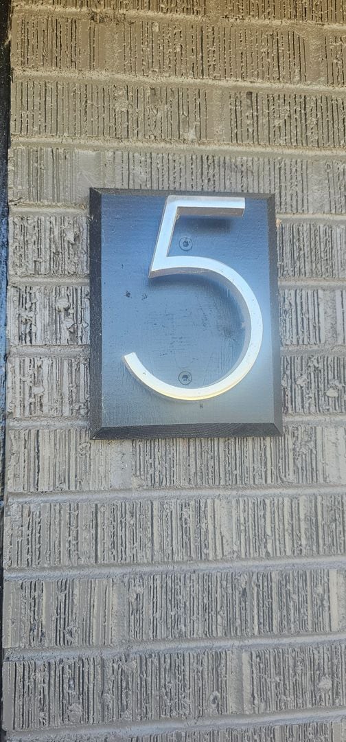 Foto del edificio - 575 Greenwood