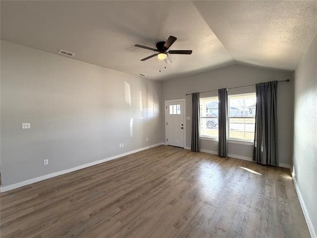 Foto del edificio - 144 Tombstone Rd