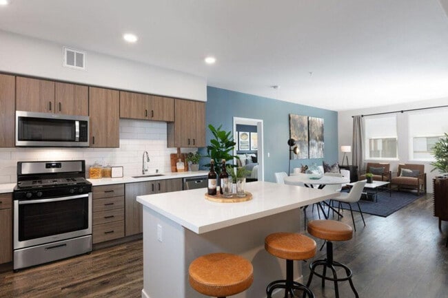 Foto del edificio - 1008 E El Camino Real